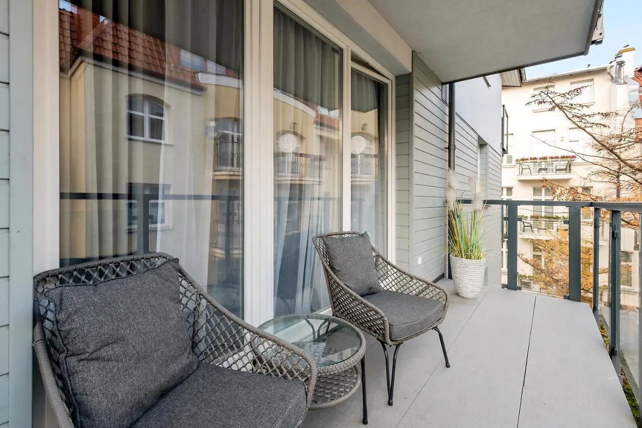 Monte Carlo Luxury Suites With Parking By Lion Apartments Sopot Poland
